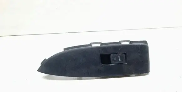 Toyota Prius (XW30) Electric window control switch 7423247080