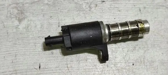 Citroen C4 Cactus Camshaft vanos timing valve 9812046280