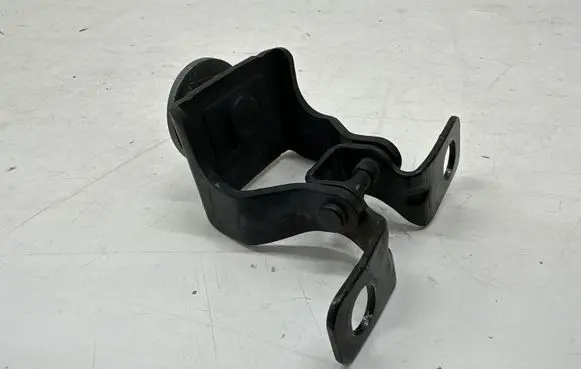 Peugeot 3008 II Loading door upper hinge 