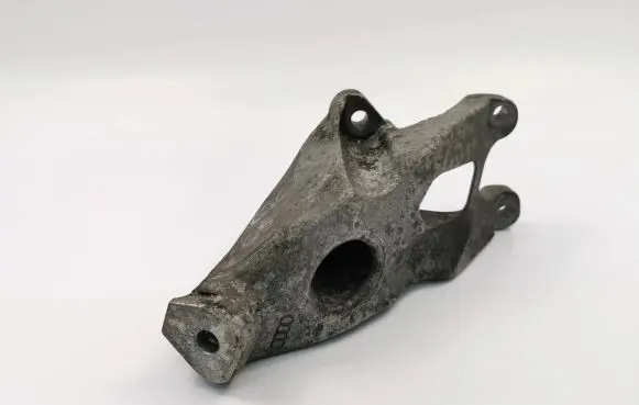 Audi Q5 SQ5 Engine mounting bracket 8K0199307BE