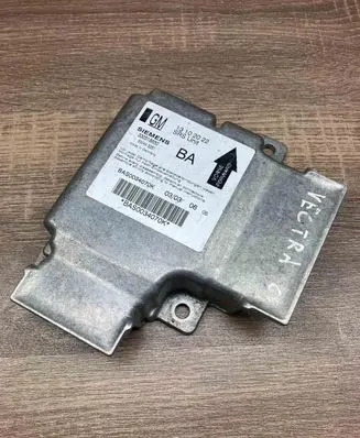 Opel Vectra C Airbag control unit/module 13102022 330518650