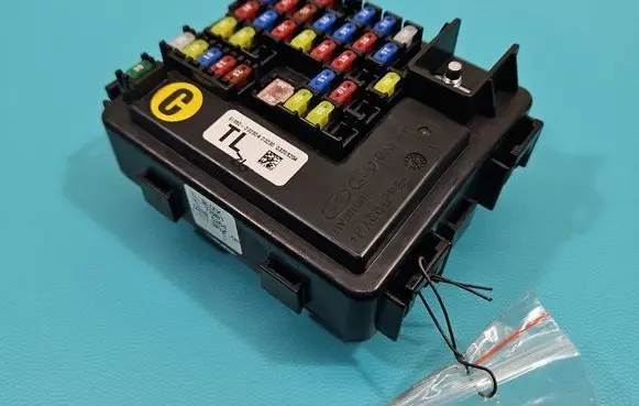 Fuse box set