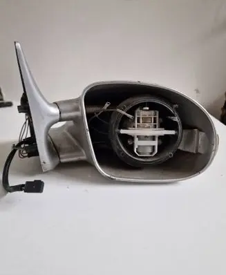 Mitsubishi Carisma Front door electric wing mirror E11015826