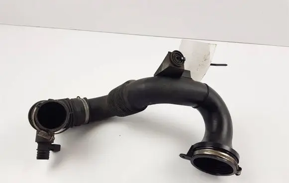 Audi A8 S8 D3 4E Engine coolant pipe/hose 057129609E