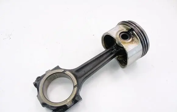 Fiat Panda II Piston with connecting rod 46472075