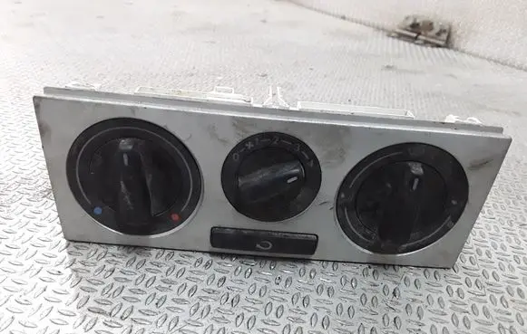 Volkswagen Golf IV Climate control unit 1J0819045F