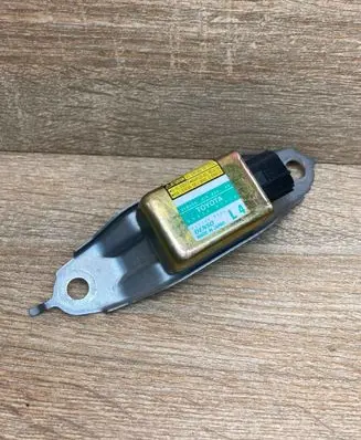 Toyota Prius (XW20) Airbag deployment crash/impact sensor 8983447020 1879000921