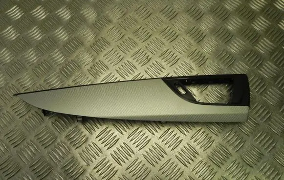 BMW 2 F22 F23 Radio/GPS head unit trim 8064272 T4120
