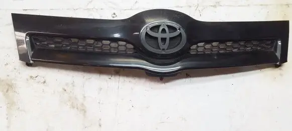 Toyota Corolla E120 E130 Front grill 531110f020 53111-0f020