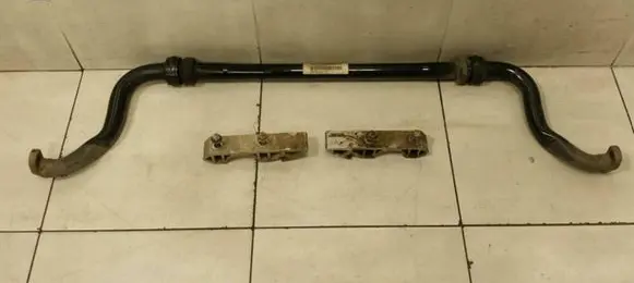 Porsche Cayenne (92A) Front anti-roll bar/sway bar 7L0411025G