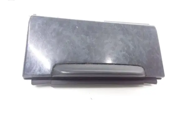 Ashtray (front)