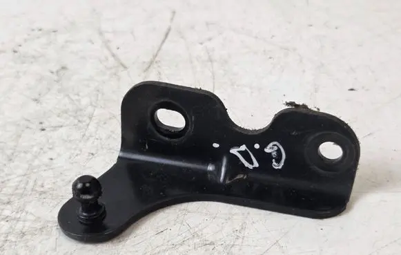 Peugeot 308 Shock absorber/damper mounting bracket 377075A 2713