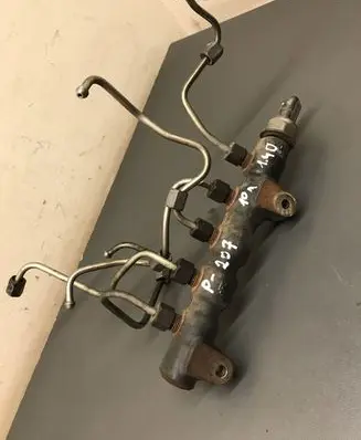 Peugeot 207 Fuel main line pipe