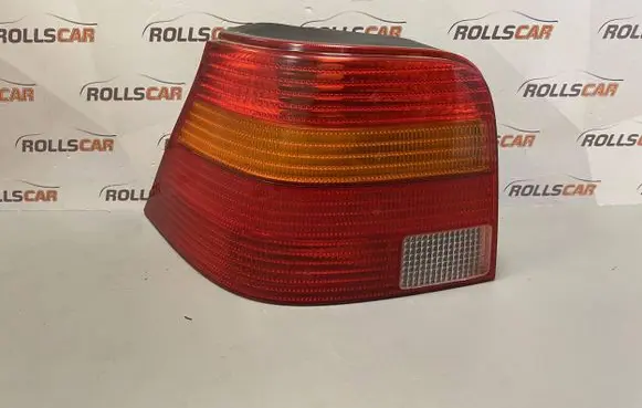 Volkswagen Golf IV Rear/tail lights 1J6945095Q