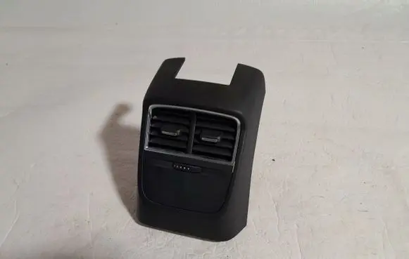 Audi A3 S3 8V Rear air vent grill 8V0819203
