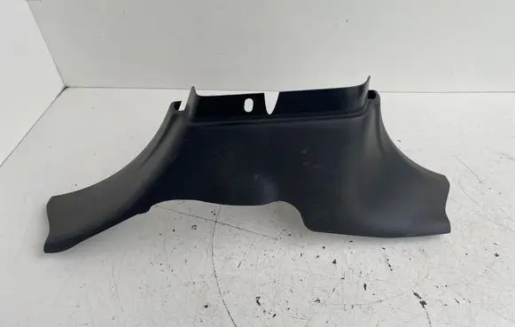 Land Rover Range Rover Sport L494 (B) pillar trim (bottom) CPLA31056A