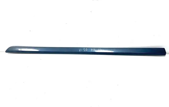 Volvo V50 Front door trim (molding) 08620165RH 08620165 39987037RH