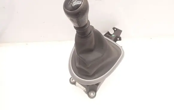 Nissan Qashqai Gear shifter/selector JD500 50181593