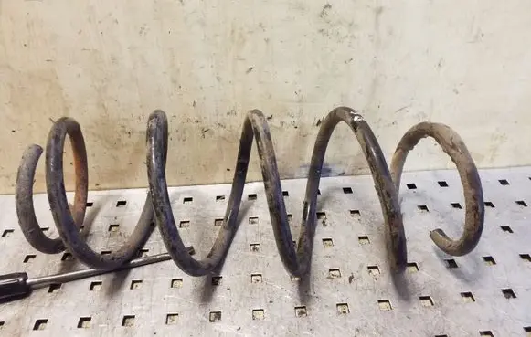 Skoda Fabia Mk2 (5J) Front coil spring