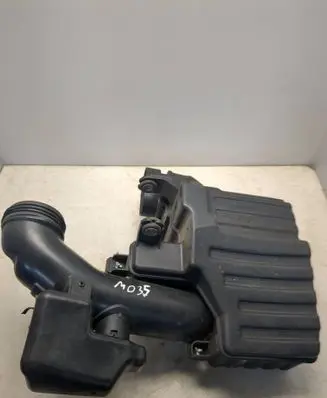 Hyundai i30 Intake resonator 282113x900