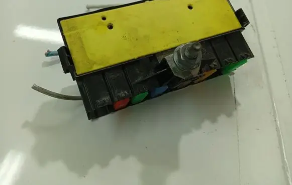 Peugeot Expert Fuse box set 9636079380