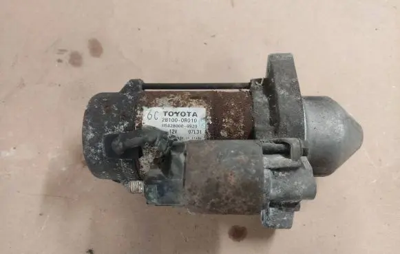 Toyota RAV 4 (XA30) Starter motor 281000R010 MS4280004920