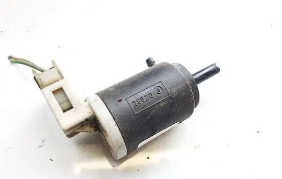 Nissan Serena Windscreen/windshield washer pump 28920J