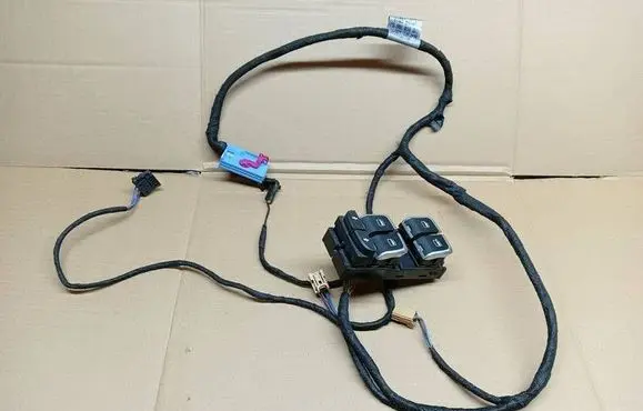 Audi A3 S3 8V Electric window control switch 8V0959851E 036514S 142452