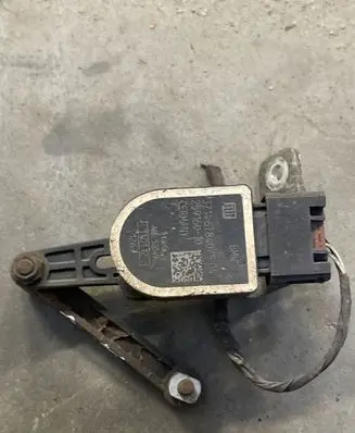 BMW 5 F10 F11 Headlight/headlamp level sensor 6784075 25916010