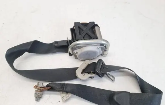 Mazda CX-7 Front seatbelt 0438112