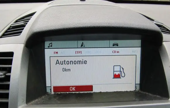 Opel Zafira B Radio/CD/DVD/GPS head unit 13111166