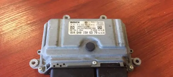 Mercedes-Benz A W169 Engine control unit/module 6401506379