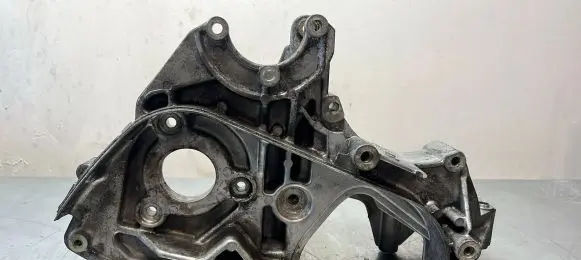 Volkswagen Crafter Generator/alternator bracket 076145167