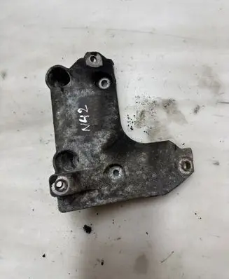 BMW 3 E46 A/C compressor mount bracket 1439241 6455