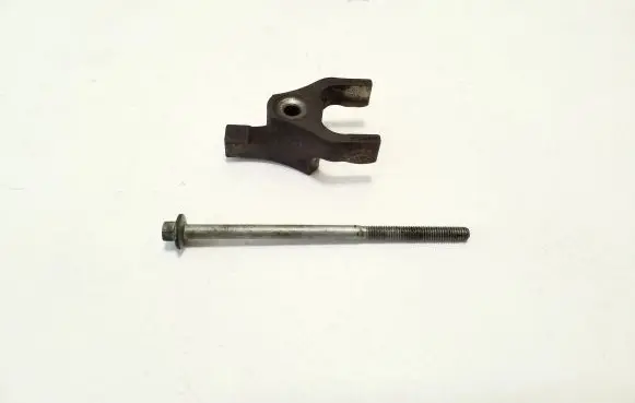 Jaguar XE Fuel Injector clamp holder