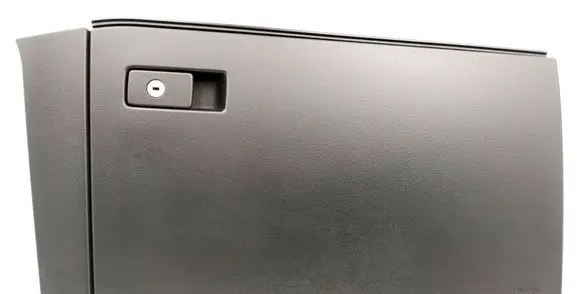 Glove box