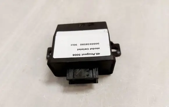 Peugeot 5008 Light relay 9666938580