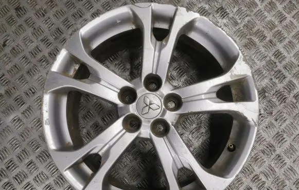 Mitsubishi Outlander R18 alloy rim 4250C201