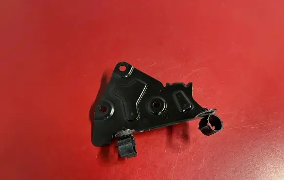 BMW iX Other engine bay part 6924242