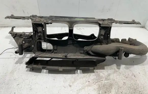 BMW 5 E39 Radiator support slam panel