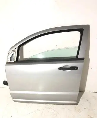 Dodge Caliber Front door