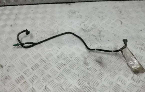 Citroen DS4 Fuel line pipe