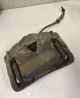 Volvo XC90 Front brake caliper