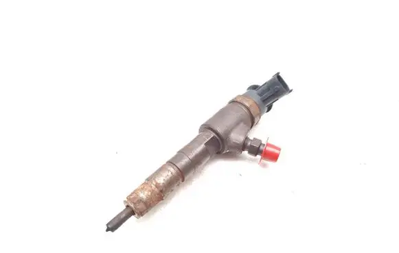 Fuel injector