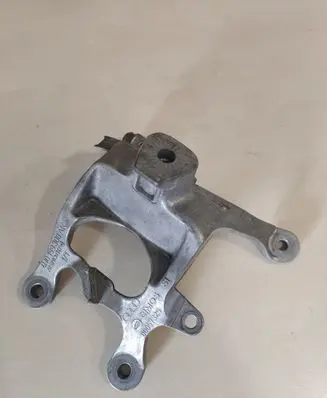 Audi A8 S8 D4 4H Engine mounting bracket 4H0199308AK 00057325