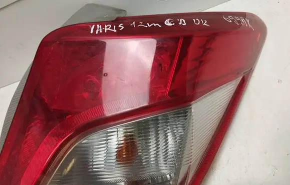 Toyota Yaris Rear/tail lights