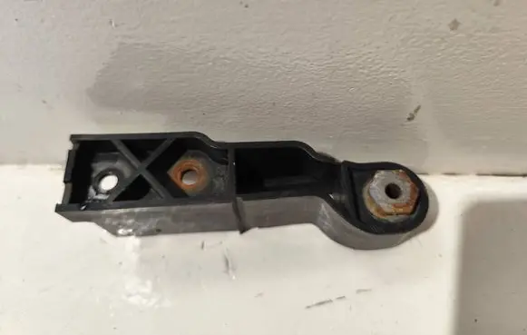 Audi A6 S6 C6 4F Front bumper mounting bracket 4F0807771