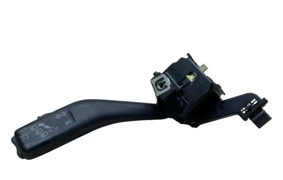 Volkswagen PASSAT B6 Indicator stalk 1K0953513F