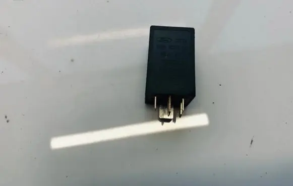 Ford Mondeo MK I Other relay 93bg8c616aa