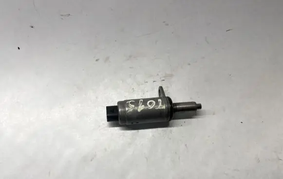 Audi A7 S7 4G Turbo solenoid valve 06E103697H